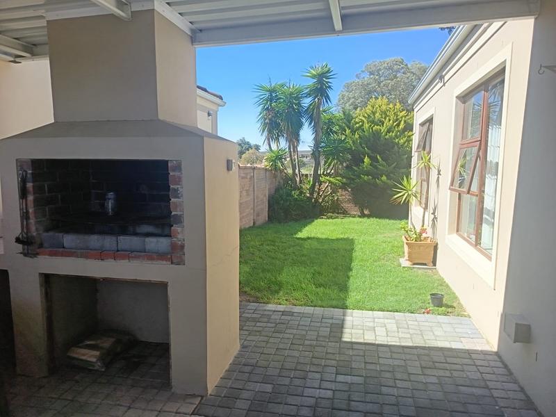 3 Bedroom Property for Sale in Morningside Eastern Cape